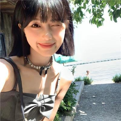 错惹胭脂色