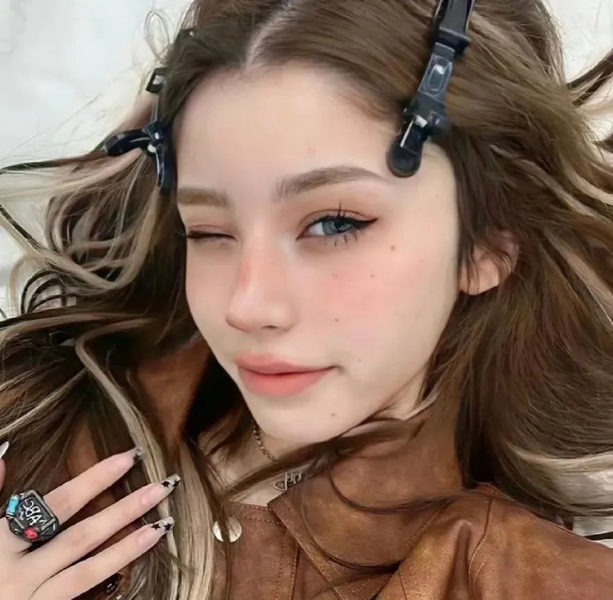 英雄艳迹